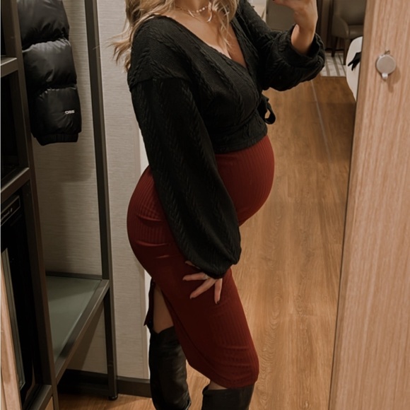 SHEIN • Stretch Pencil Skirt - Picture 4 of 4